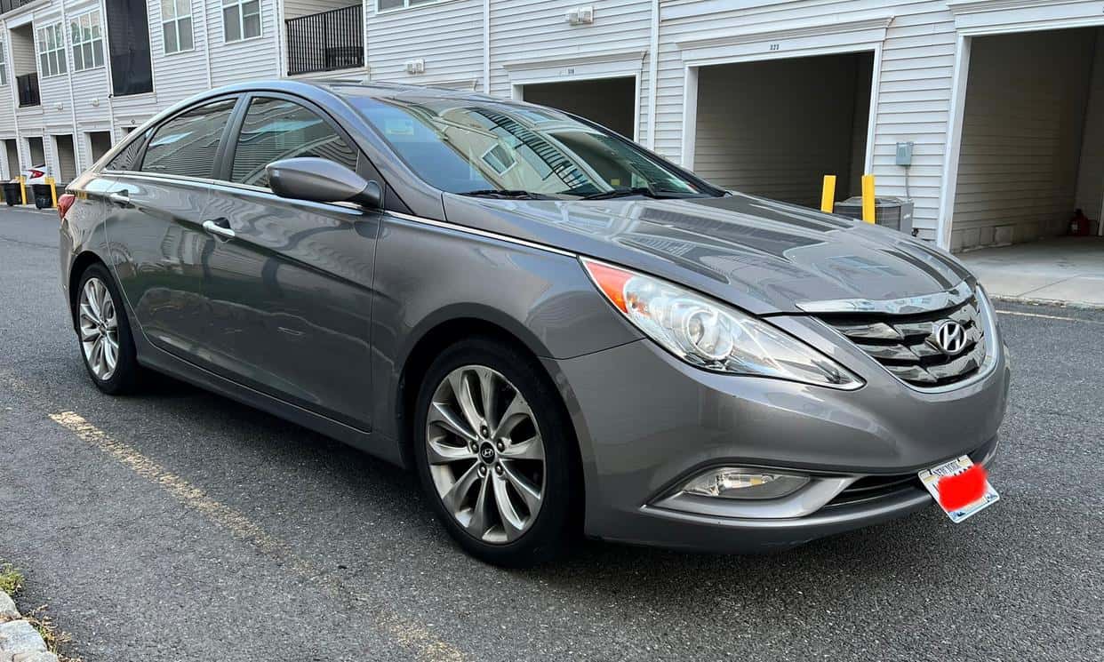 Thumbnail 6 of 2011 Hyundai Sonata (Gray)