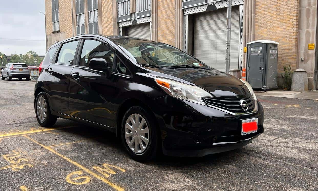 Thumbnail 3 of 2014 Nissan Versa Note (Black)