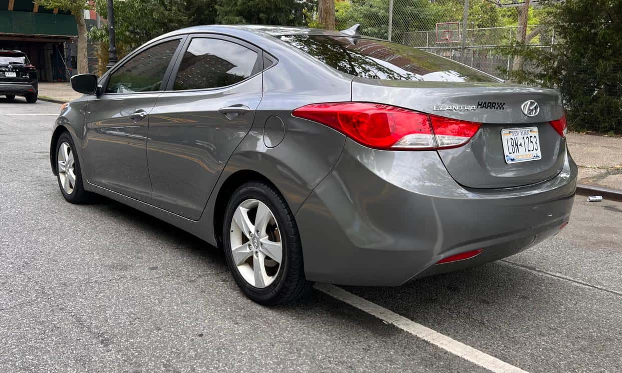 Thumbnail 5 of 2013 Hyundai Elantra (Gray)