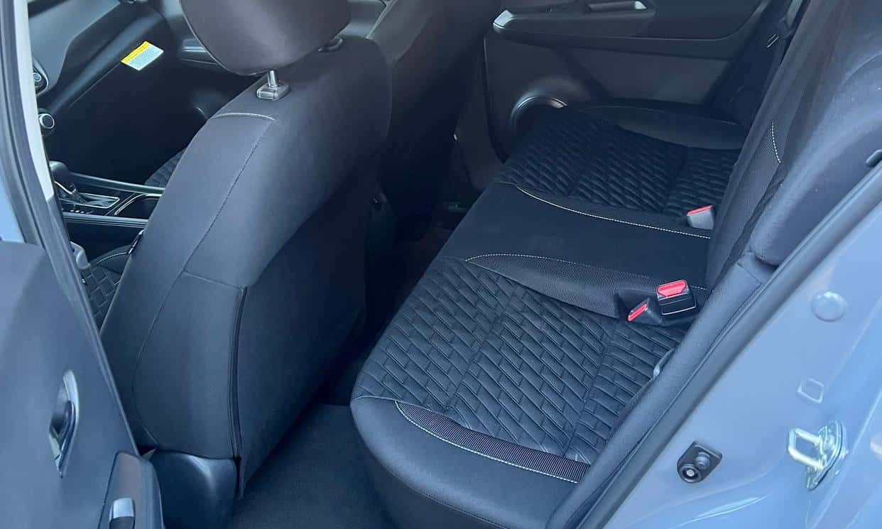 Thumbnail 9 of 2023 Nissan Kicks (Gray)