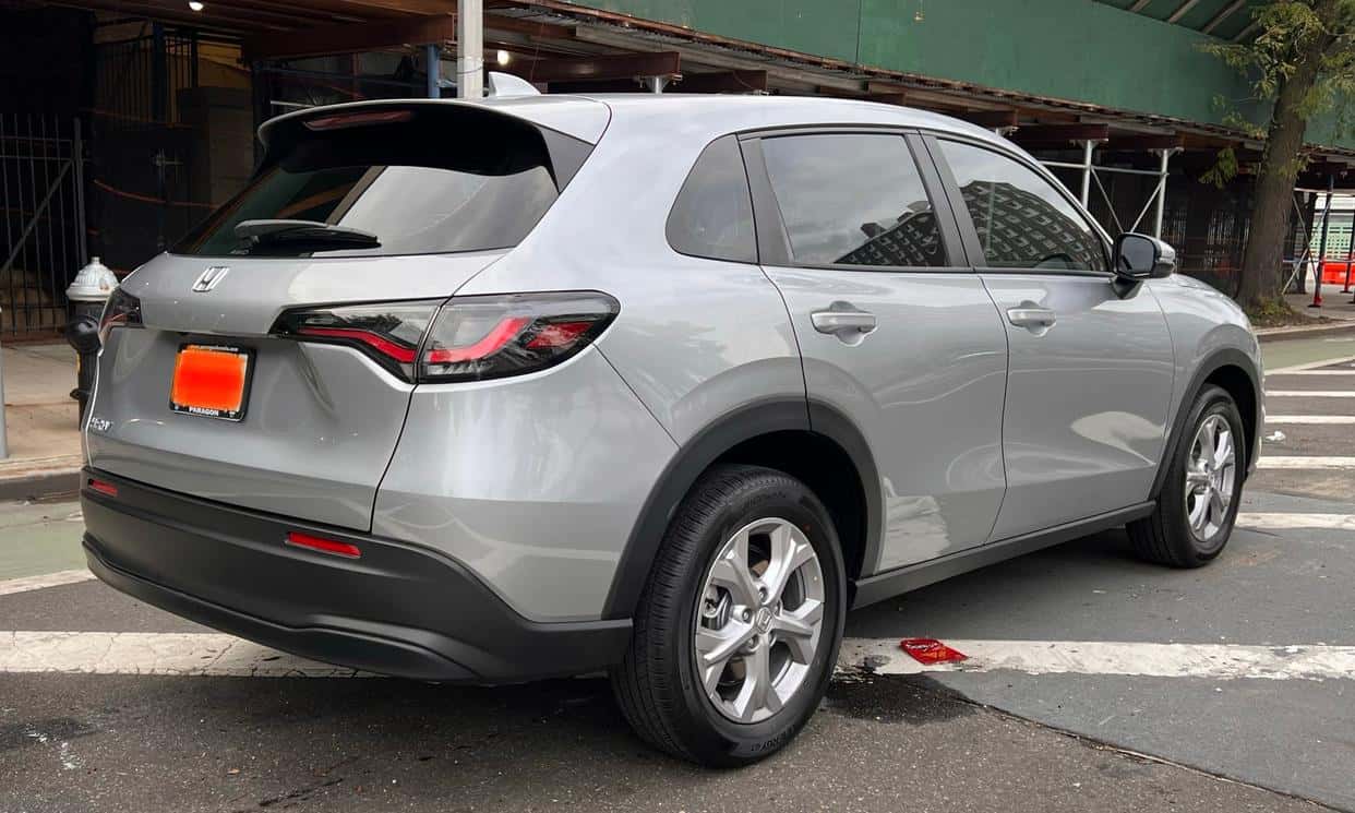 Thumbnail 3 of 2024 Honda HR-V (Silver) #4
