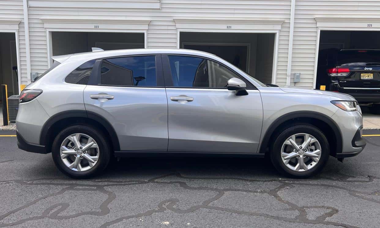 Thumbnail 7 of 2024 Honda HR-V (Silver) #3