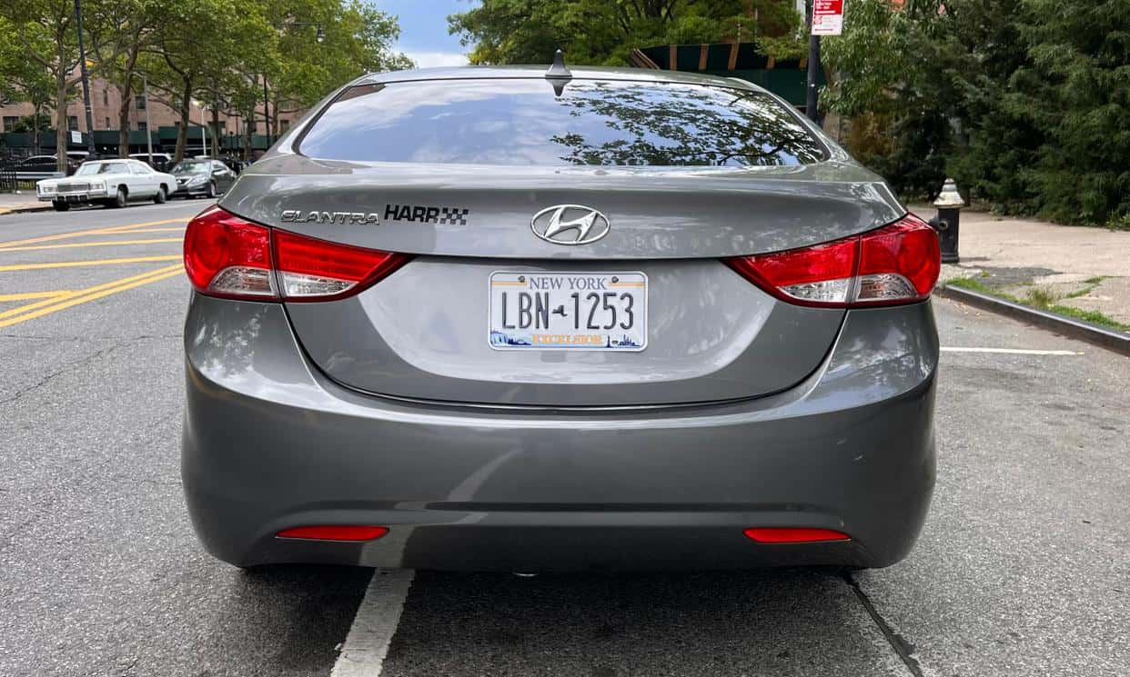 Thumbnail 4 of 2013 Hyundai Elantra (Gray)