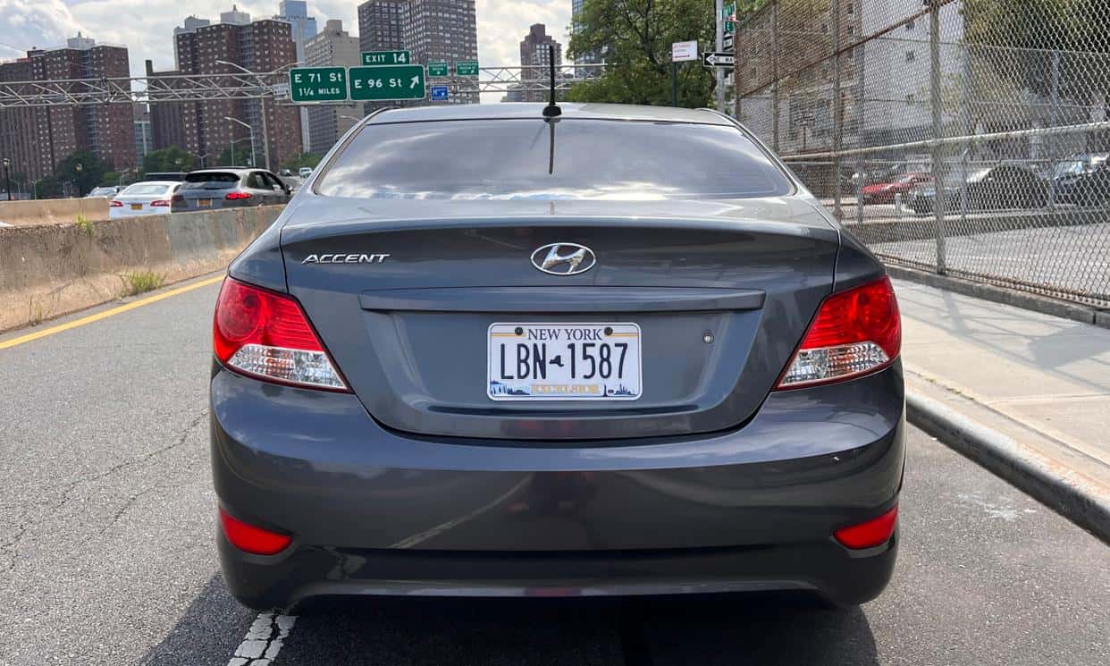 Thumbnail 4 of 2013 Hyundai Accent (Gray)